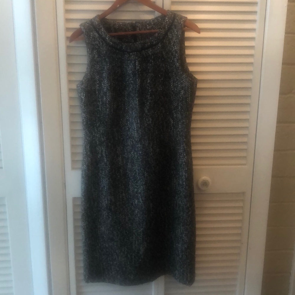 Beautiful black and white sleeveless dress